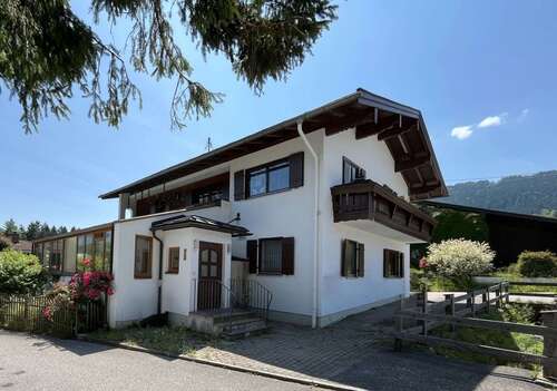 Foto - Haus zum Kaufen in Bischofswiesen 725.000,00 € 238.94 m²