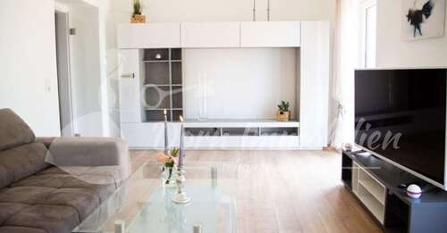 Foto - Wohnung zum Mieten in Glauchau 630,00 € 75 m²