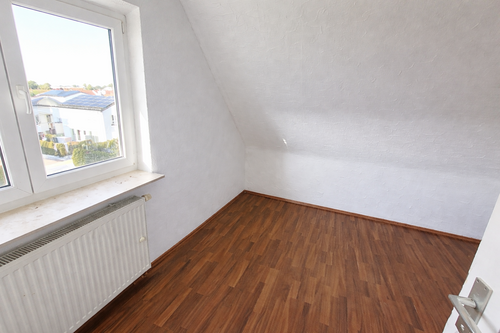 Foto - Wohnung zum Mieten in Salach 320,00 € 12 m²