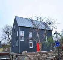 Haus zum Mieten in Dresden 1.500,00 € 148.4 m²