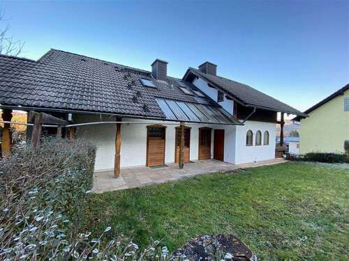 Foto - Haus zum Kaufen in Waldkappel 149.000,00 € 195 m²