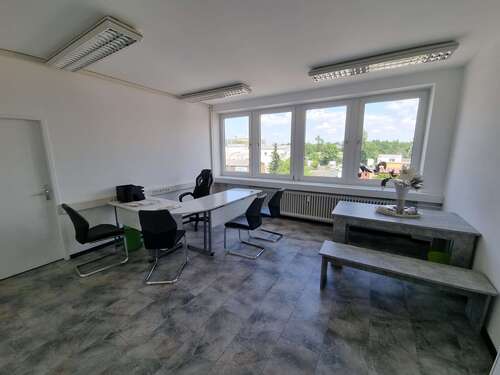 Foto - Spezialgewerbe in Maintal 390,00 € 21 m²