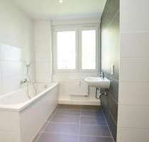 Wohnung zum Mieten in Chemnitz 336,07 € 48.01 m²