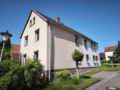 Foto - Haus zum Kaufen in Friedersdorf 78.000,00 € 179 m²