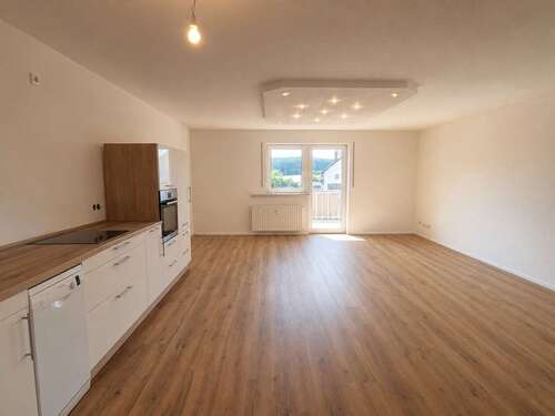 Foto - Wohnung zum Mieten in Betzenstein 950,00 € 98 m²