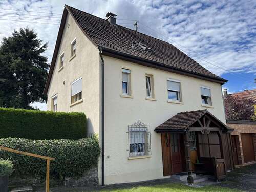 Foto - Haus zum Kaufen in Jagstzell 199.000,00 € 140 m²