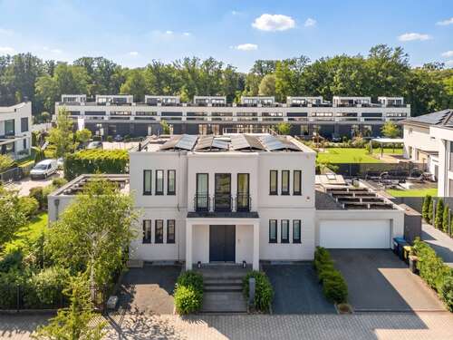 Foto - Haus zum Kaufen in Groß Glienicke 1.150.000,00 € 201 m²