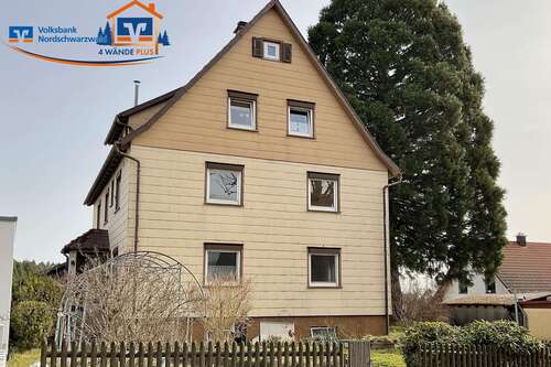 Foto - Haus zum Kaufen in Simmersfeld 249.000,00 € 222 m²