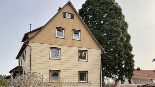 Foto - Haus zum Kaufen in Simmersfeld 249.000,00 € 222 m²