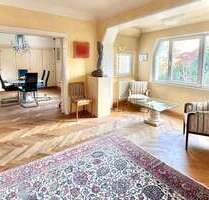 Haus zum Kaufen in Stuttgart 1.870.000,00 € 300 m²