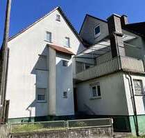 Haus zum Kaufen in Lauda-Königshofen Lauda 175.000,00 € 141 m² - Lauda-Königshofen / Lauda