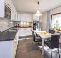 Haus zum Kaufen in Langenfeld 710.000,00 € 184 m²