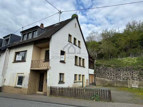 Foto - Haus zum Kaufen in Niederzissen 169.000,00 € 175 m²