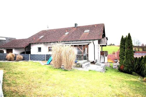 Foto - Haus zum Kaufen in Passau Hacklberg 699.000,00 € 316 m²