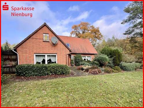 Foto - Haus zum Kaufen in Haßbergen 169.000,00 € 204 m²