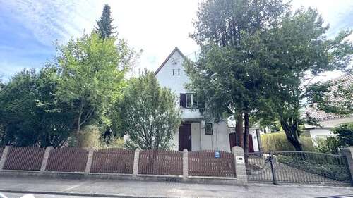 Foto - Grundstück zu verkaufen in München 990.000,00 € 691 m²