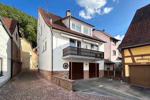 Foto - Haus zum Kaufen in Freudenberg 99.000,00 € 190 m²
