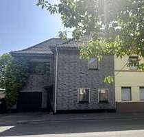 Haus zum Kaufen in Düren 220.000,00 € 135 m²