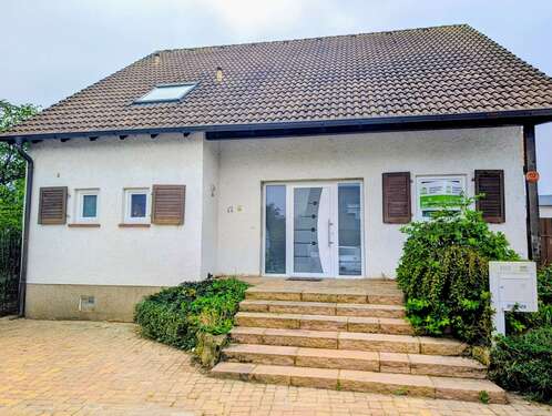 Foto - Haus zum Kaufen in Böhl-Iggelheim 639.000,00 € 170 m²