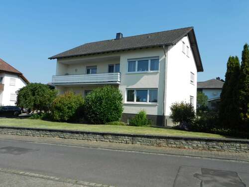 Foto - Haus zum Kaufen in Hadamar-OT 459.000,00 € 216 m²