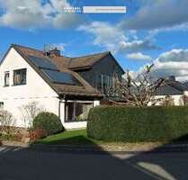 Haus zum Kaufen in Arnsberg Neheim 498.000,00 € 285 m² - Arnsberg / Neheim