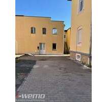 Haus zum Kaufen in Dresden - Lockwitz 180.000,00 € 220 m²