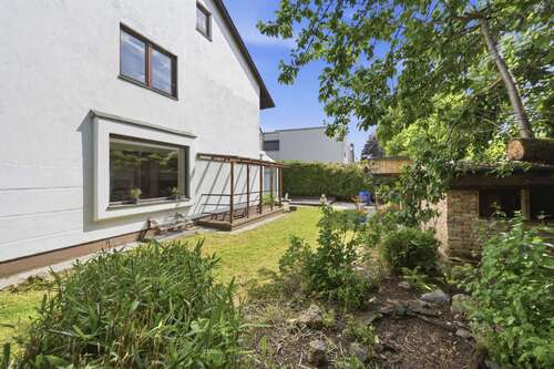 Foto - Haus zum Kaufen in München 1.590.000,00 € 243.8 m²