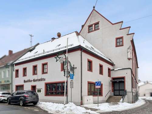 Foto - Haus zum Kaufen in Waldsassen 179.000,00 € 103 m²