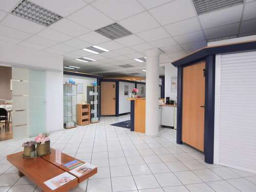 Foto - Einzelhandel in Aachen 1.600,00 € 180 m²