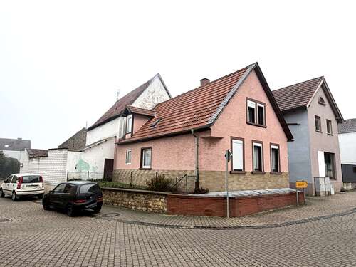 Foto - Haus zum Kaufen in Bechtheim 188.000,00 € 100 m²