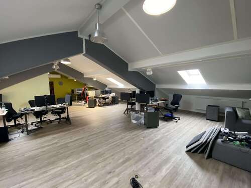 Foto - Büro in Unterföhring 1.650,00 € 150 m²