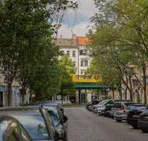Haus zum Kaufen in Berlin Prenzlauer Berg 4.390.000,00 € 1490 m² - Berlin / Prenzlauer Berg