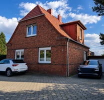 Haus zum Kaufen in Oststeinbek 980.000,00 € 251 m²