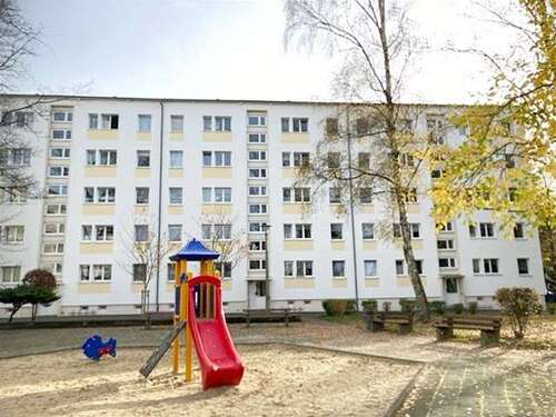 Foto - Wohnung zum Mieten in Hermsdorf 350,00 € 59.81 m²