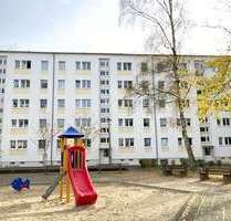 Wohnung zum Mieten in Hermsdorf 350,00 € 59.81 m²