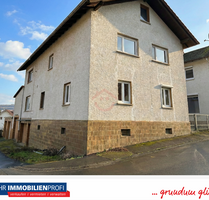 Haus zum Kaufen in Allendorf (Lumda) 239.000,00 € 199 m²