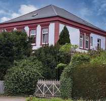 Haus zum Kaufen in Jever 245.000,00 € 258.83 m²