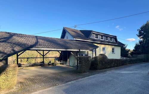 Foto - Haus zum Kaufen in Beltheim Schnellbach 420.000,00 € 211.03 m²