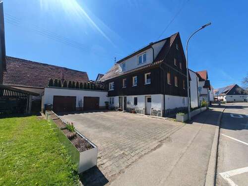 Foto - Haus zum Kaufen in Engstingen-Kohlstetten 219.000,00 € 147 m²