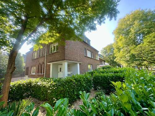 Foto - Haus zum Kaufen in Krefeld 1.650.000,00 € 496.33 m²