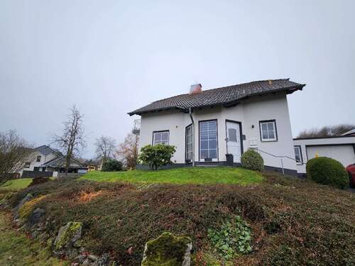 Foto - Haus zum Kaufen in Utzerath 289.000,00 € 120 m²