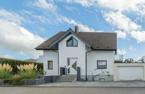 Foto - Haus zum Kaufen in Friolzheim 689.000,00 € 134 m²