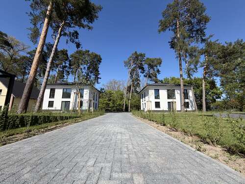 Foto - Haus zum Kaufen in Brandenburg - Blankenfelde-Mahlow 890.000,00 € 153 m²