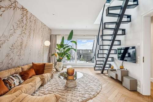 Foto - Haus zum Mieten in Düsseldorf-Oberkassel 17.000,00 € 475 m²