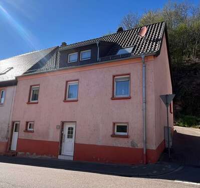 Foto - Haus zum Kaufen in Zweibrücken 109.000,00 € 116 m²
