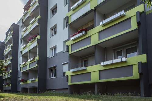 Foto - Wohnung zum Mieten in Halle 402,00 € 57.17 m²