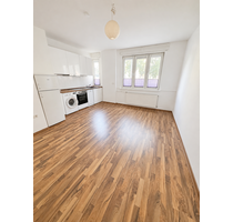 Wohnung zum Kaufen in Berlin 189.000,00 € 28.33 m²