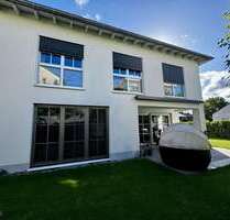 Haus zum Kaufen in Hofheim 1.879.000,00 € 262 m²