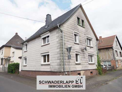 Foto - Haus zum Kaufen in Freirachdorf 119.000,00 € 125 m²