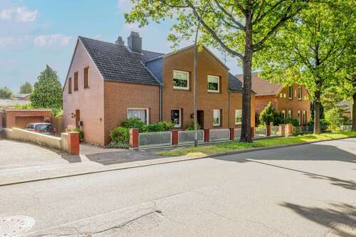 Foto - Haus zum Kaufen in Itzehoe Schulenburg 398.000,00 € 220 m²
